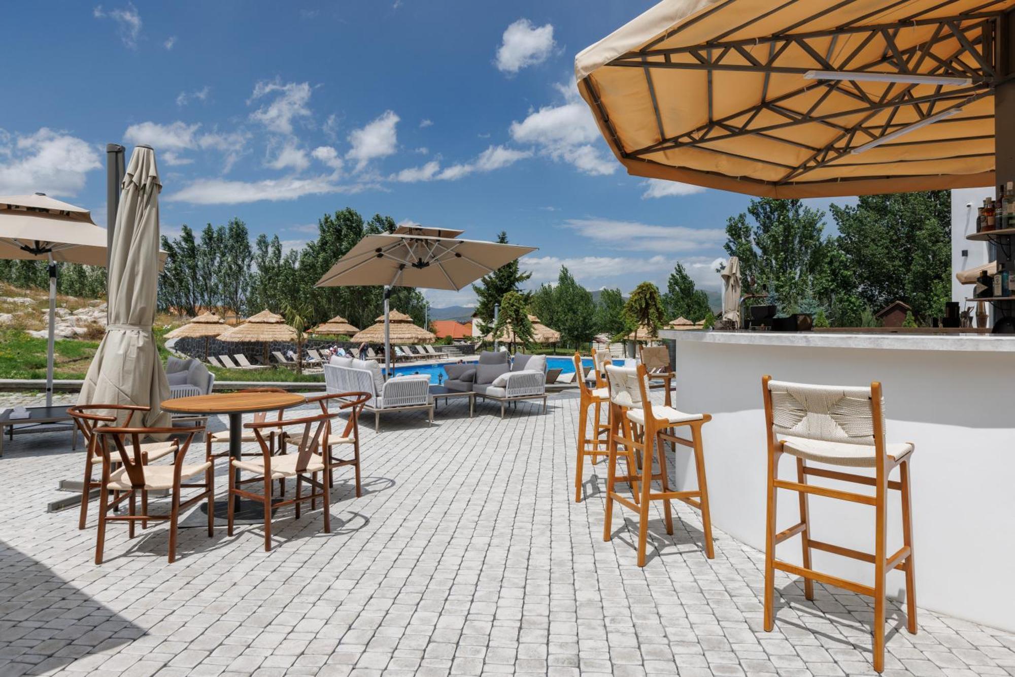 Noy Land Resort Sevan Exterior foto